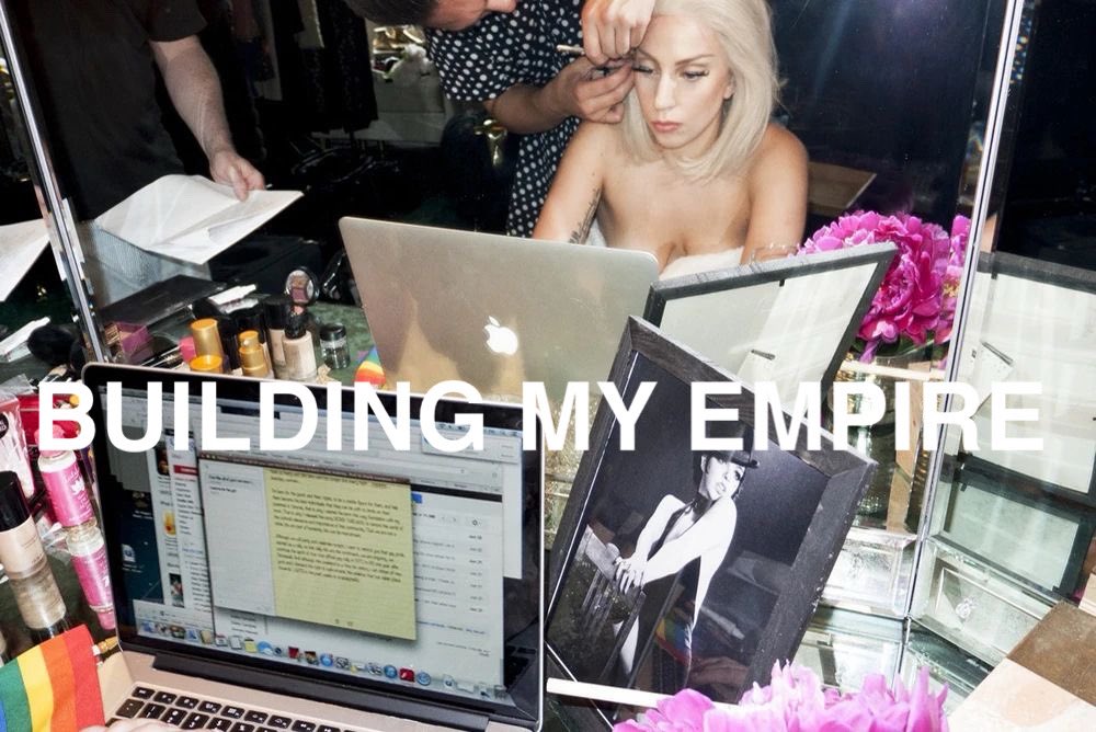 Lindsey Blohan tweet media