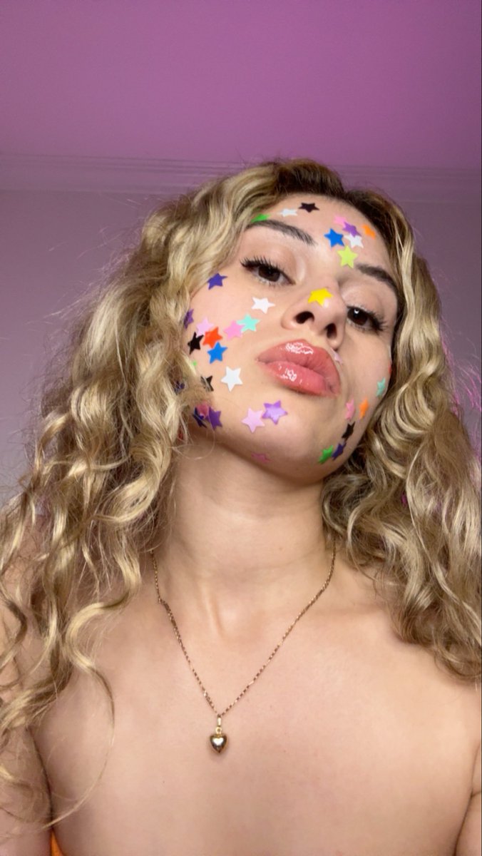 malibubaeley's tweet photo. wtf hurry up https://t.co/3cVBGIf2xo