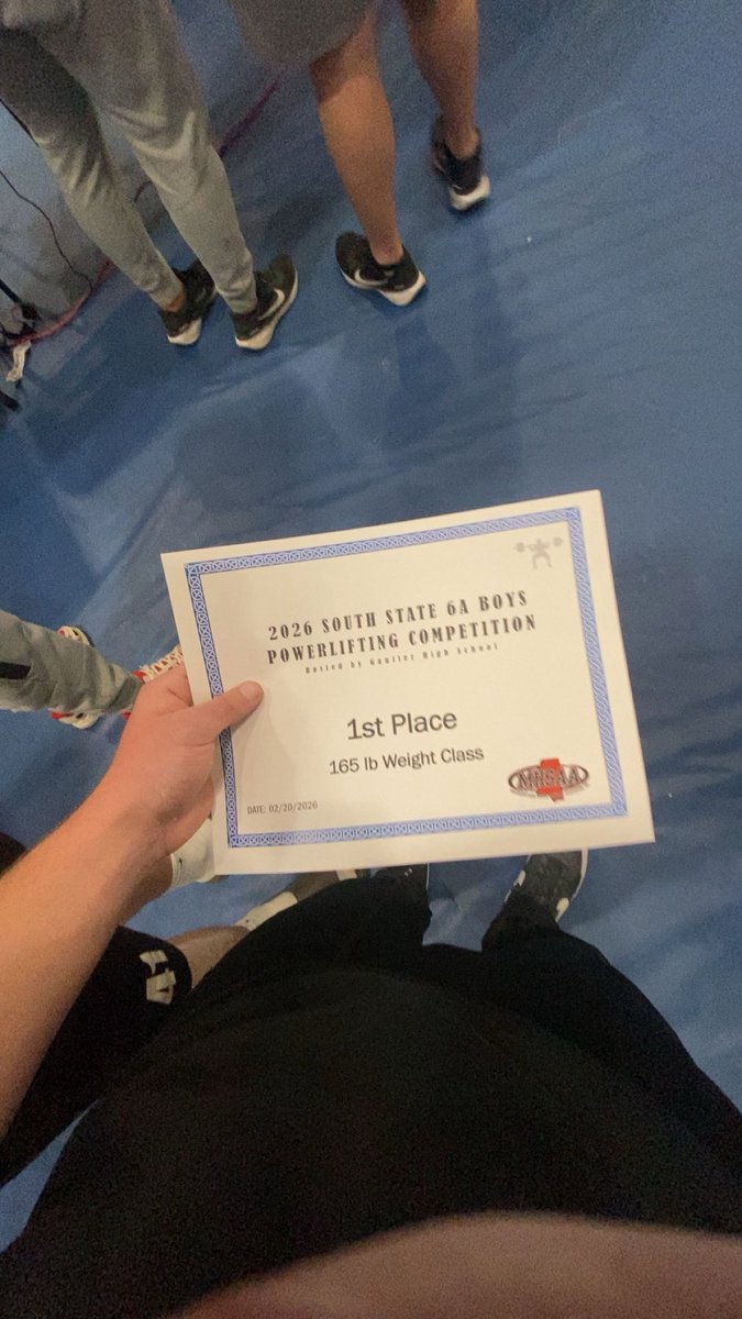 Carrieres_27's tweet image. Blessed once again to be a 2x South State Champ!! #AGTG #MHSAA #USAPL 
#SBD #STATEBOUND