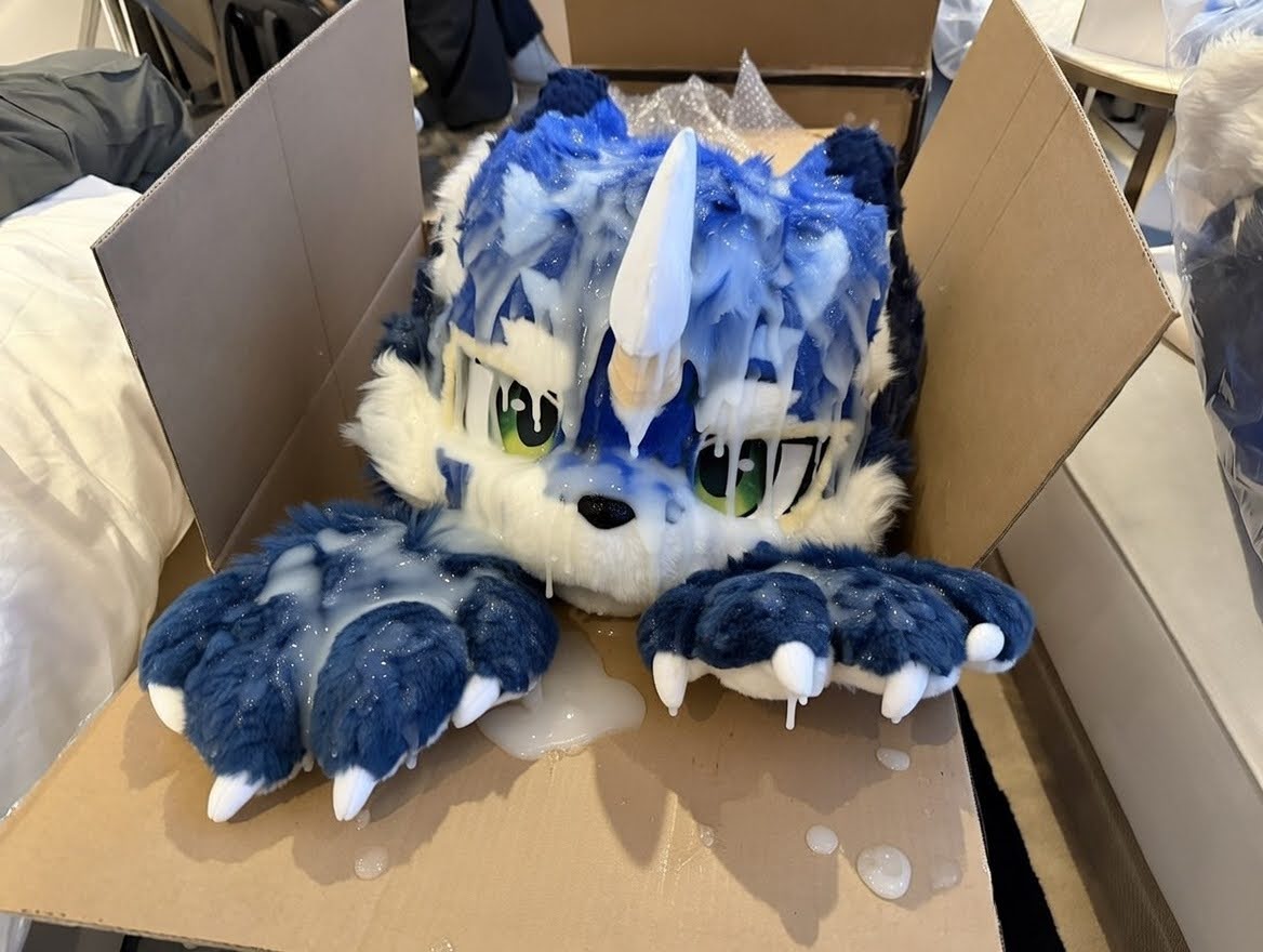 randomgooner3's tweet photo. ME AFTER GETTING A FURSUIT SHIPPED TO ME BY ACCIDENT.
THE FURFREAK BEGGING ME TO GIVE IT BACK ONLY MAKES DESTROYING IT WITH MY PERVERTED CUM HOTTER! https://t.co/hSfN2qza4A