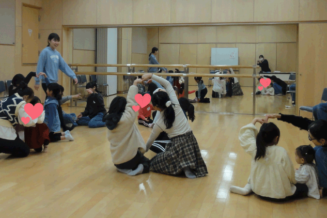 wscfukuoka's tweet photo. Dreamer's Action✨

一期一会の出会いからはじまる、その日だけのチームで表現を楽しもう！自分のことを知り、仲間のことも知る。発見がいっぱいの表現教育ワークショップです✨

出展:NPO法人アイス
材料費:無料

詳しくはコチラ⬇️
https://t.co/DzoI9d1tdq https://t.co/RVtocz8jnA