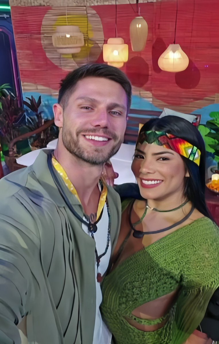 Pocahontas achou o príncipe dela.
Eles tem química #bbb26