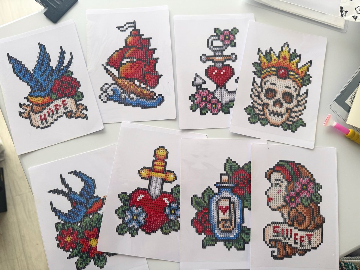 DACの大作の合間に進めているラウンドのミニサイズ達。 ほんまに