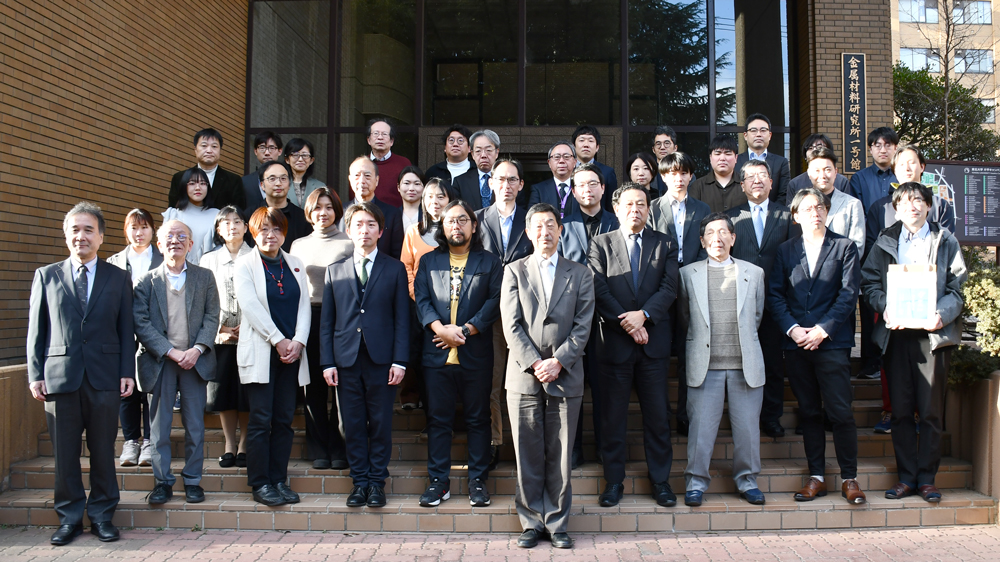 人文科学と材料科学で新知創造学際ハブ tweet media