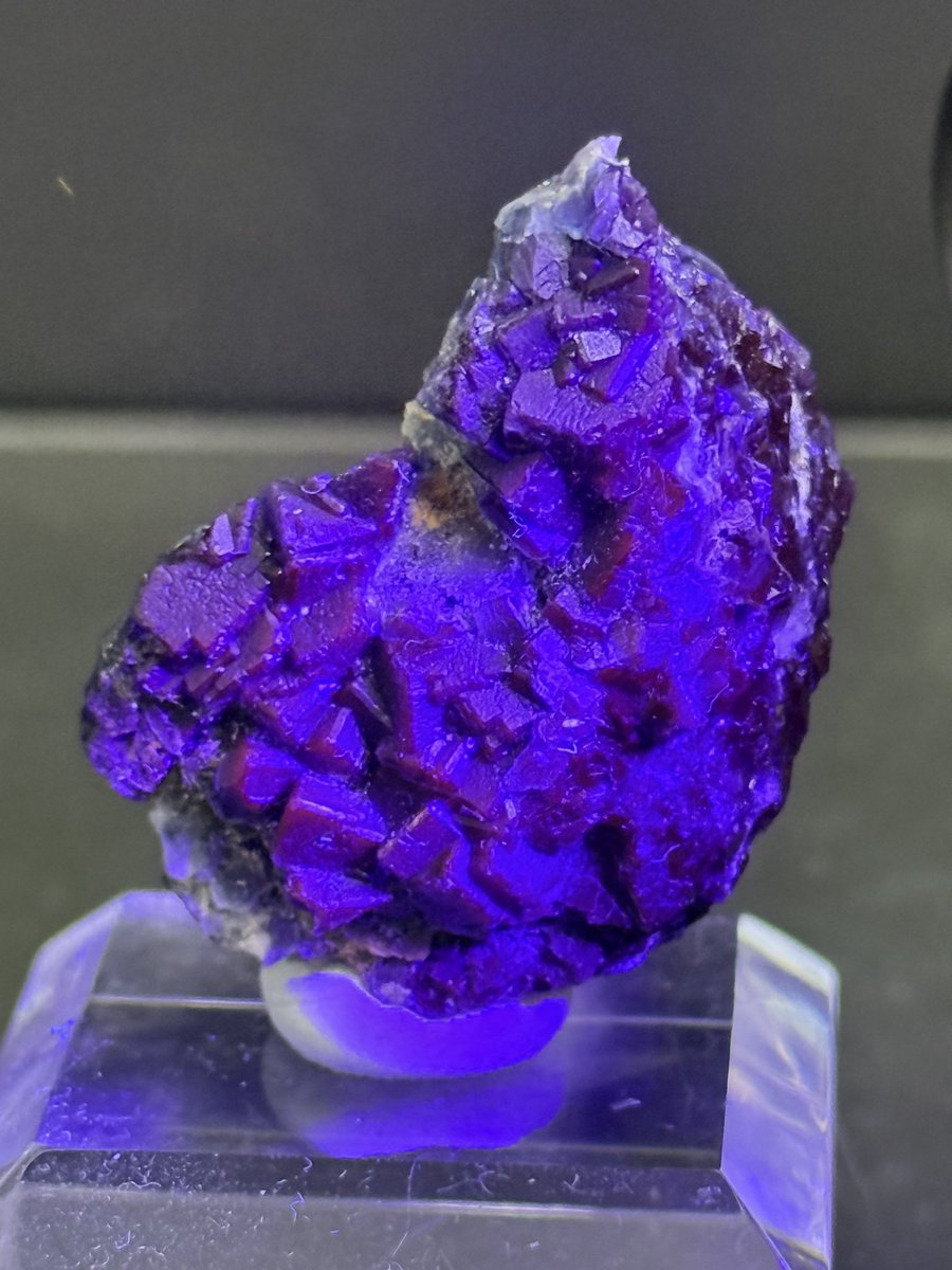 やっと手に入れた‼️ 🇵🇰バロチスタン州産ブラックブルーフローライト