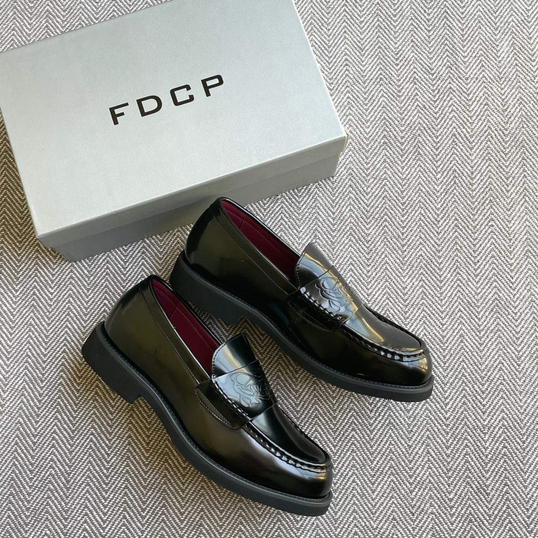 Funky_Footwears's tweet photo. Available in sizes 40, 41, 42, 43, 44, 45, 46 | Price - ₦55,000

Payment on delivery only within Lagos

#comfortableshoes #lagosfootwearstore #funkyfootwears #explore #fashionstyle #lagos #shoeslovers #ShoeArmy #shoe #Mensfashion https://t.co/SHZDCsKFjc