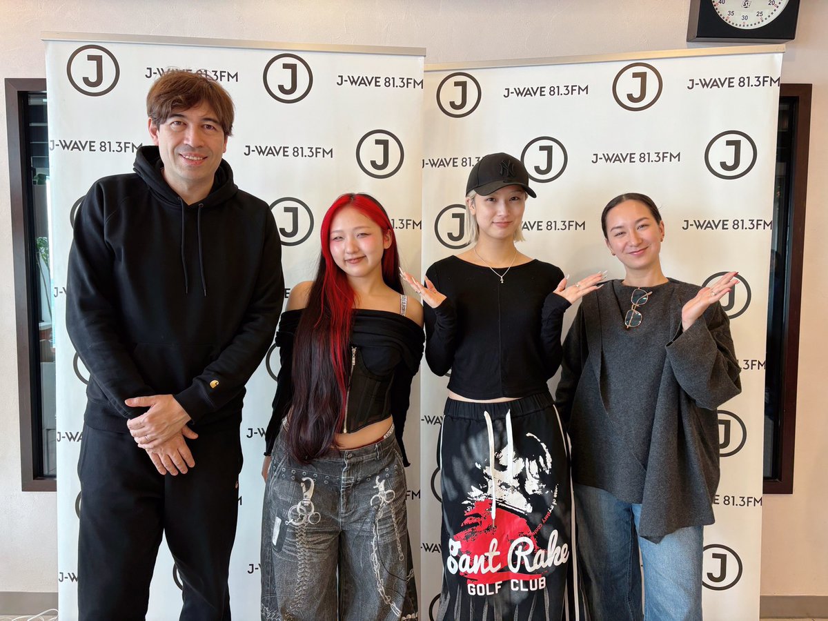 MUSIC+1】 ゲストに #HANA から、 CHIKAさん、MOMOKAさんをお迎えしま