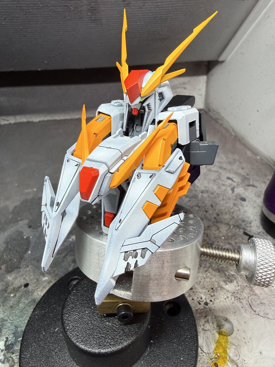 スミ入れしながら我慢できず ちょっと組んでみた😎 #閃光のハサウェイ