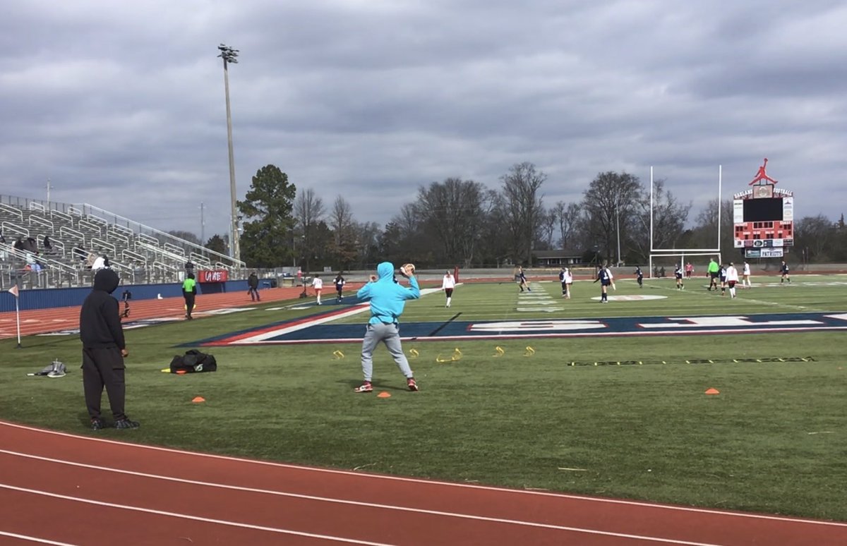 rsims1213's tweet photo. Work doesn’t stop because of weather.  Thanks @_TheGoldenRatio for helping me with my footwork https://t.co/zwqF6Sd4N6