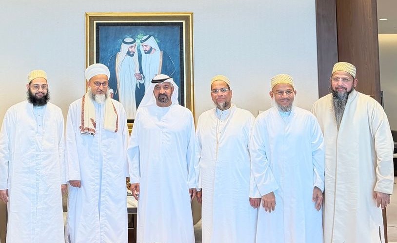 Bohras_MidEast's tweet photo. The @Dawoodi_Bohras community in #Dubai, led by Kinana Jamaluddin, Representative of Sultan al Bohra Syedna Mufaddal Saifuddin, was honoured to meet with H.H. Sheikh Ahmed bin Saeed Al Maktoum @HHAhmedBinSaeed, President of @DcaaDubai and CEO of @emirates Group. The delegation shared warm #Ramadan greetings and sincere respects in this blessed month.