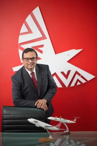 NadioTaimoNT's tweet photo. 🚨 ÚLTIMA HORA: Acabam de ser detidos pelo Gabinete de Combate a Corrupção, o Antigo PCA da LAM, Pó Jorge e Hilário Tembe - Director Operacional e Eugénio Mulungo.  os gestores da LAM envolvidos nos vários esquemas de corrupção. https://t.co/xeXNTaW6wL