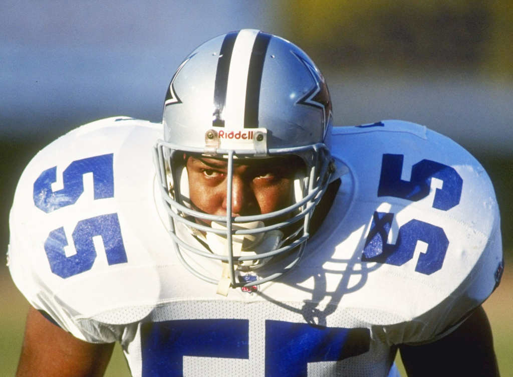 FUMAPGFootball's tweet photo. 1st Round Pick.
3Γ Super Bowl Champion. π
Robert Jones
Built at Fork Union Military Academy.
Championships with the Dallas Cowboys.
Different standard. Different results.
#ForkUnion #BuiltForTheNextLevel https://t.co/QoN9wMpS7m