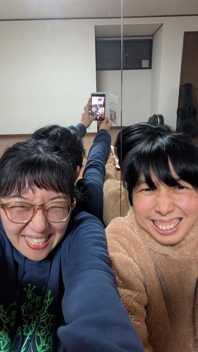 moooting tweet media