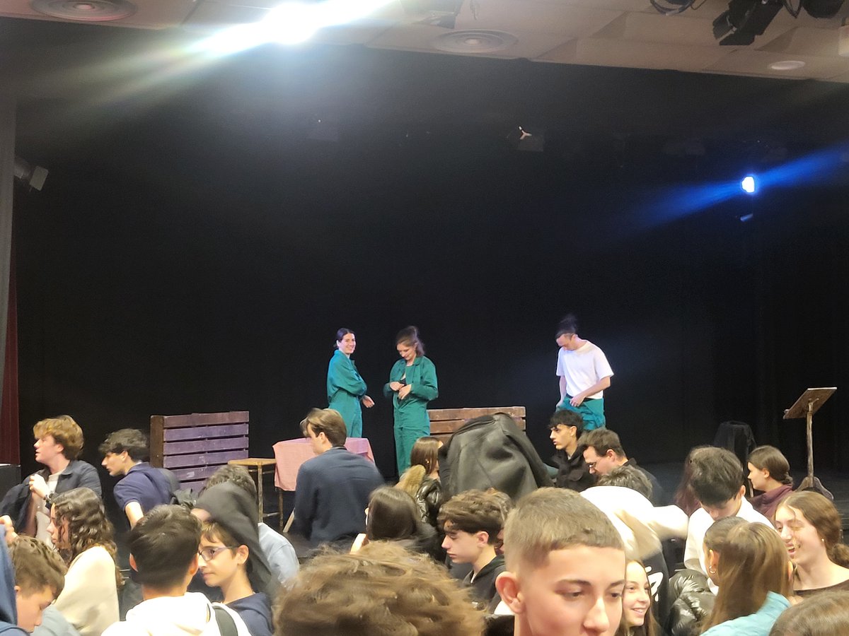 Institut de Sales tweet media