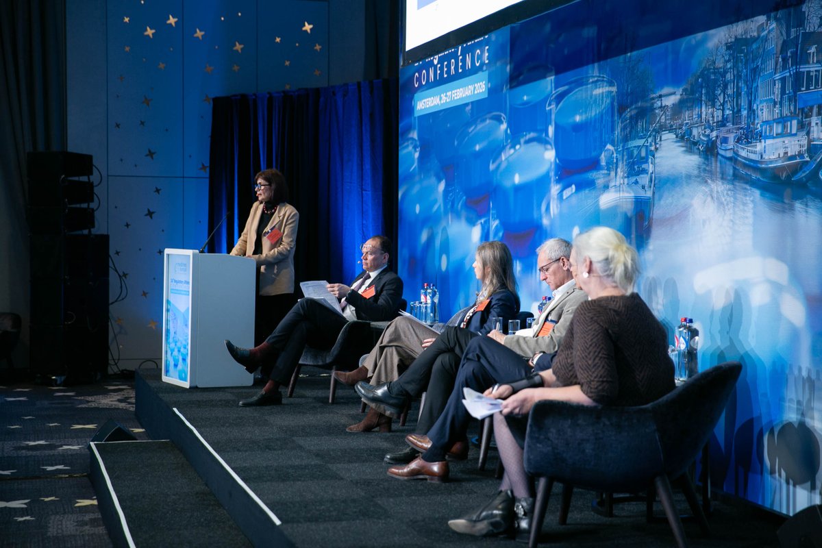 Medicines for Europe tweet media