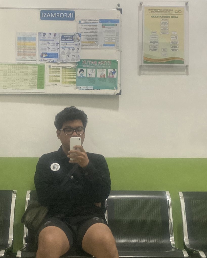 bintang esa tweet media