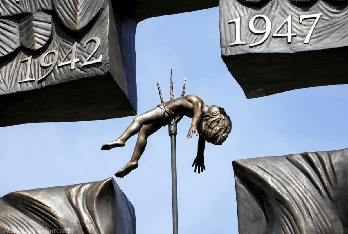 Emilka_Wawa's tweet image. @sikorskiradek co to jest na zdjęciu?
#ExposeMSZ #Sikorskiego #Sejmie