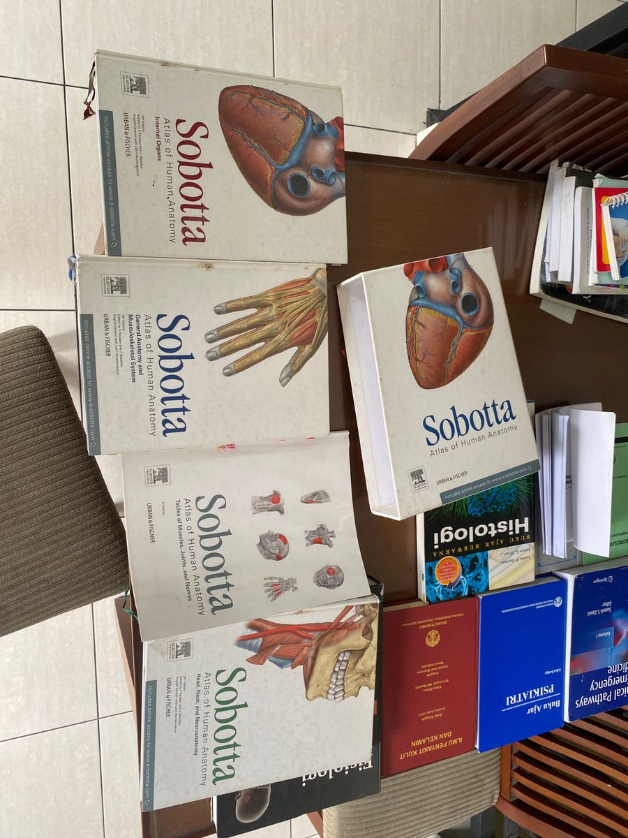 Arumdaw0's tweet photo. WTS PRELOVED BUKU KEDOKTERAN
1.Fisiologi Manusia Sherwood ed 9 500k

2. Sobotta Atlas of Human Anatomy - 1.100k
- Inc:
Head, Neck, and Neuroanatomy
General Anatomy and Musculoskeletal System
Internal Organs
Atlas of Human Anatomy https://t.co/1q5CSzh1T8