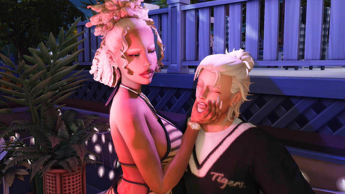 Awkward Simmer tweet media