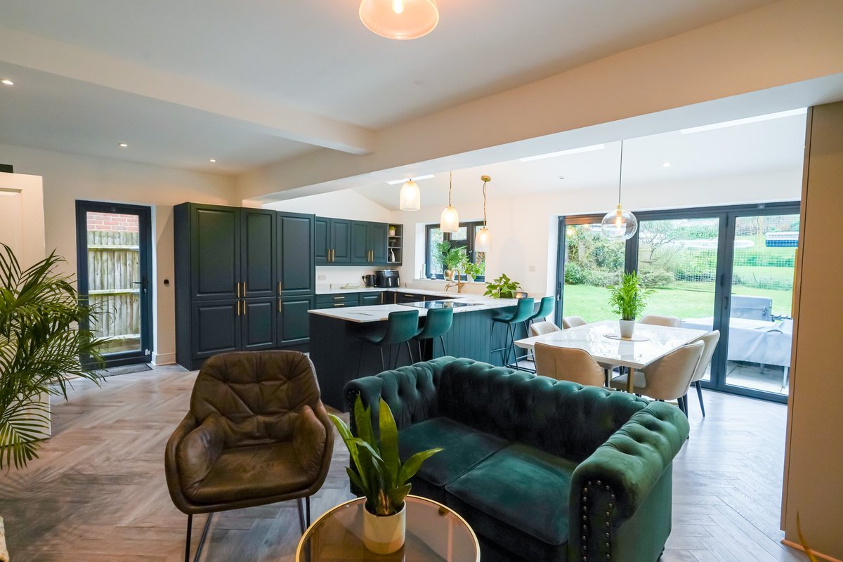RedRingPS's tweet photo. A rear extension should do more than add square footage.

It should improve light, flow and how the home feels day to day.

Full-width layout. Rooflights positioned with intent. Seamless garden connection.

#HomeExtension #DesignAndBuild #OpenPlanLiving #UKHomes #Inspiration https://t.co/fcOFmP31QC