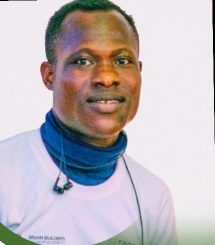 " A young journalist that has developed his/herself will always find away around financial well-being"-<a href="/JurnoToheeb/">Tọheeb Babálọ́lá</a>  #AFYMPYOuthENgagedCivicSpaces