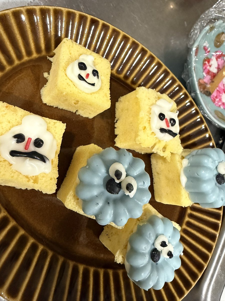 tikaaagi37's tweet photo. ちなみにちゃんと可愛らしいものも作った😊 https://t.co/SSxMV8iLyd