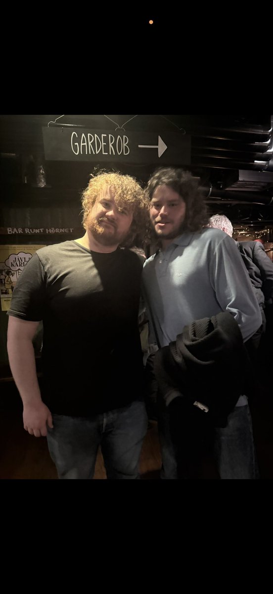 Mäklarmannen tweet media