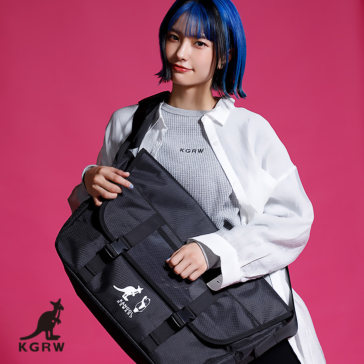 みあさんとのコラボメッセンジャーバッグが 大好評予約受付中😉⭐️ 表