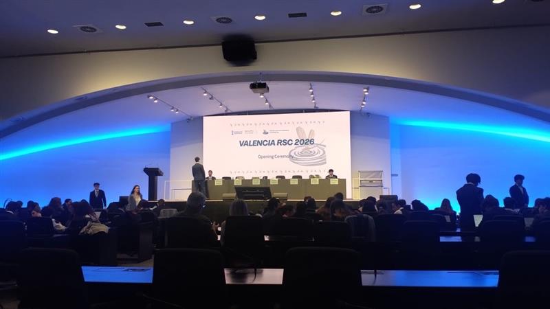 Proud of our seven Year 12 students who represented #BSV at the #EuropeanYouthParliament regional session in Valencia. An inspiring weekend of #debate, #teamwork and #globalthinking 🇪🇺👏

#CognitaWay #PublicSpeaking #StudentLeadership