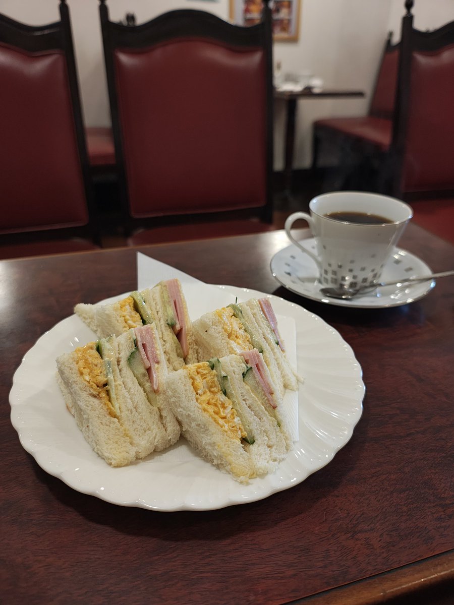 午後のお茶の時間をお久しぶりの コーヒールンバ さんにてミックス