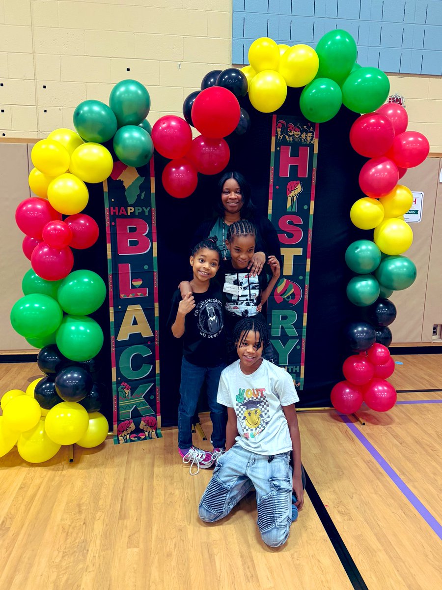 Mills Parole tweet media