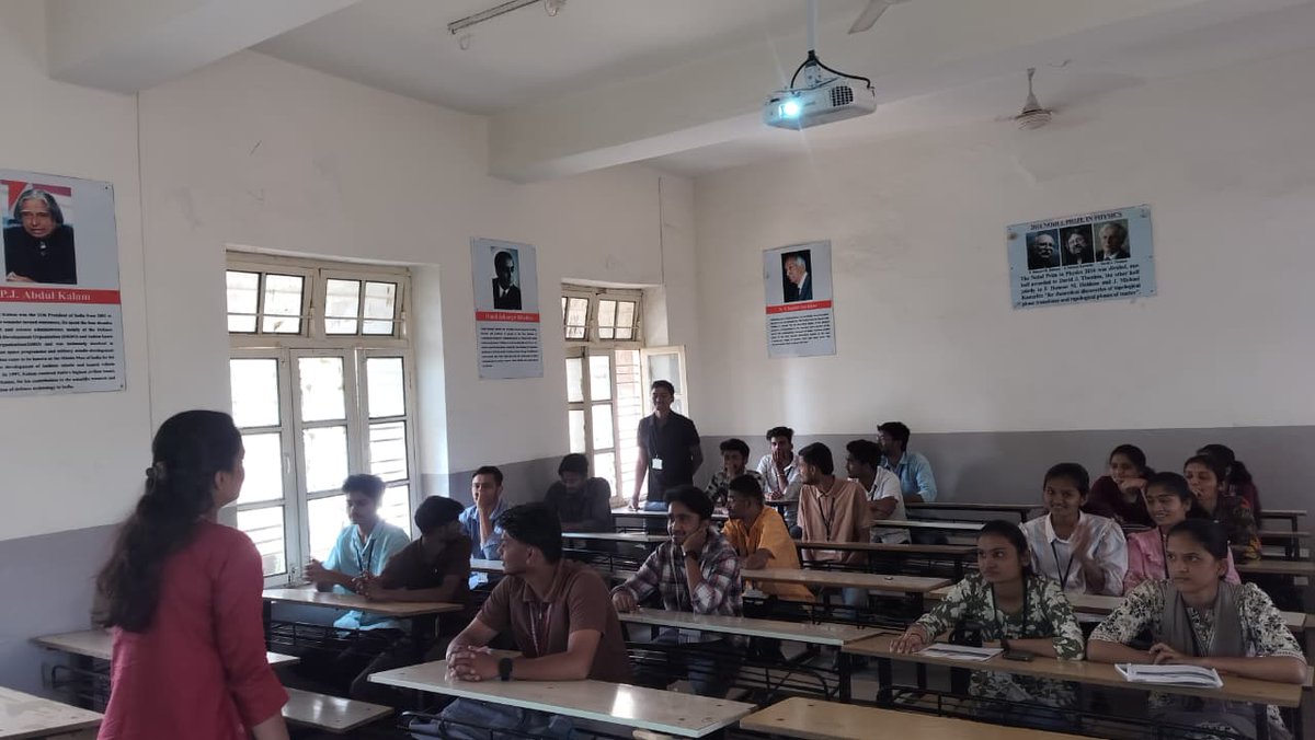 klebcamlp's tweet photo. The Seminar for BCA 6th Semester students was successfully completed on 26th February 2026 from 10:00 AM to 1:00 PM.

#ai
#iot
#intelligentsystem
#klebcamahalingapur
#klescpbca
#Klebcamlp
#klebcamahalingapur https://t.co/dCNkBvAjxz