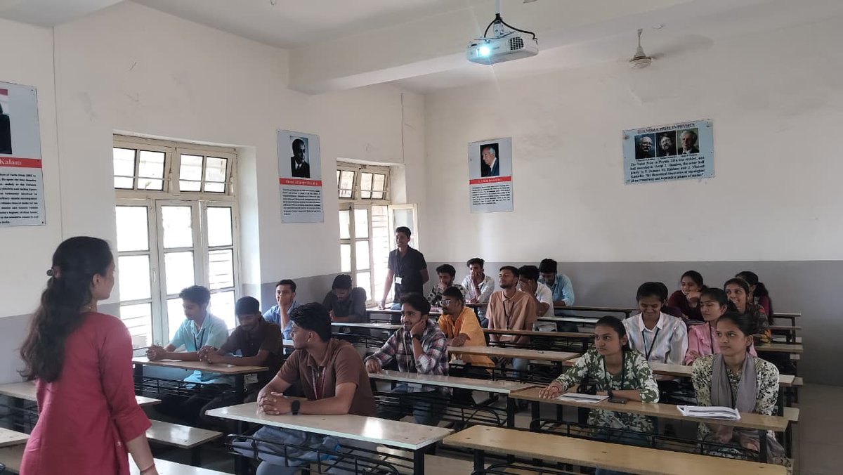 klebcamlp's tweet photo. The Seminar for BCA 6th Semester students was successfully completed on 26th February 2026 from 10:00 AM to 1:00 PM.

#ai
#iot
#intelligentsystem
#klebcamahalingapur
#klescpbca
#Klebcamlp
#klebcamahalingapur https://t.co/dCNkBvAjxz