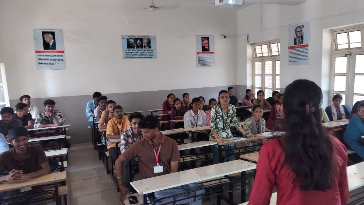 klebcamlp's tweet photo. The Seminar for BCA 6th Semester students was successfully completed on 26th February 2026 from 10:00 AM to 1:00 PM.

#ai
#iot
#intelligentsystem
#klebcamahalingapur
#klescpbca
#Klebcamlp
#klebcamahalingapur https://t.co/dCNkBvAjxz