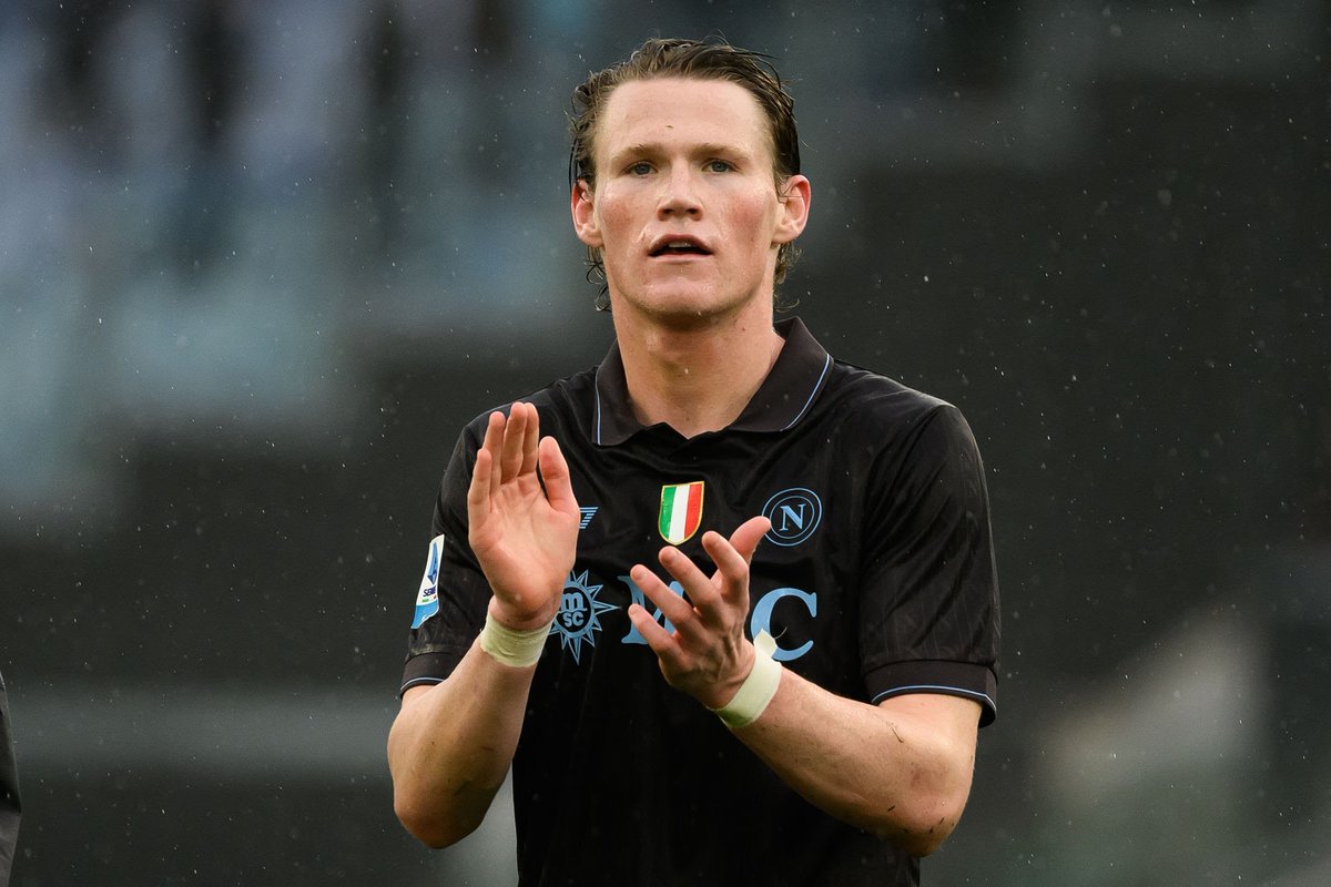 "Anguissa per sabato sarà convocato, McTominay no. Per De Bruyne i tempi saranno brevi, molto presto sarà convocato".  

<a href="/Carloalvino/">Carlo Alvino</a>