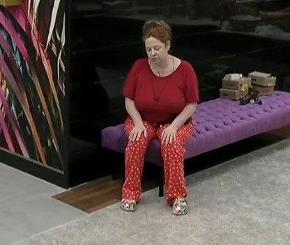 Replanteandome una vida entera llena de malas decisiones mientras espero que esté listo el café