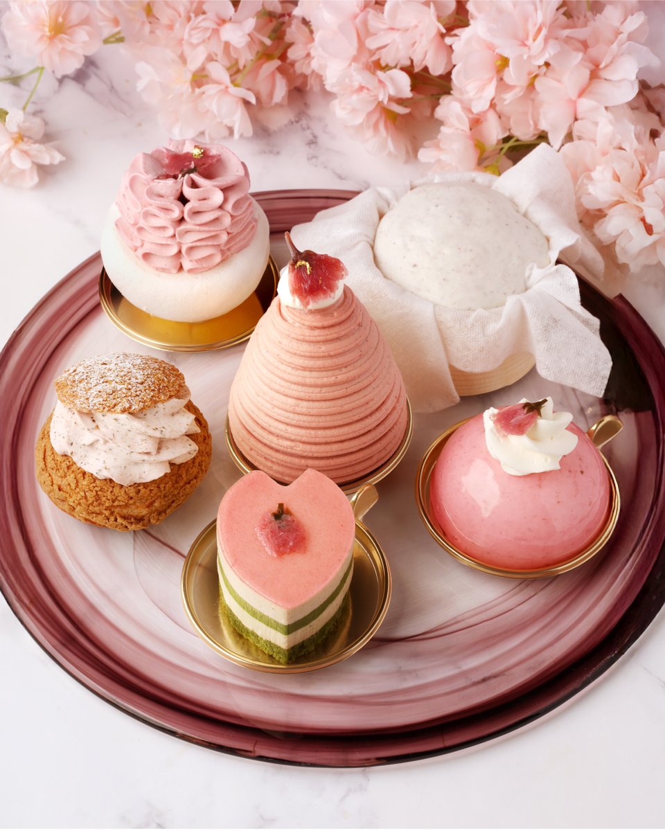 ＼今年も開催🌸／
春を告げる「さくらフェア」✨

淡い彩りと桜の香り。
春色スイーツが勢ぞろいします🍰

■開催期間
3/1(日)～3/31(火)
※本店は3/30(月)まで
