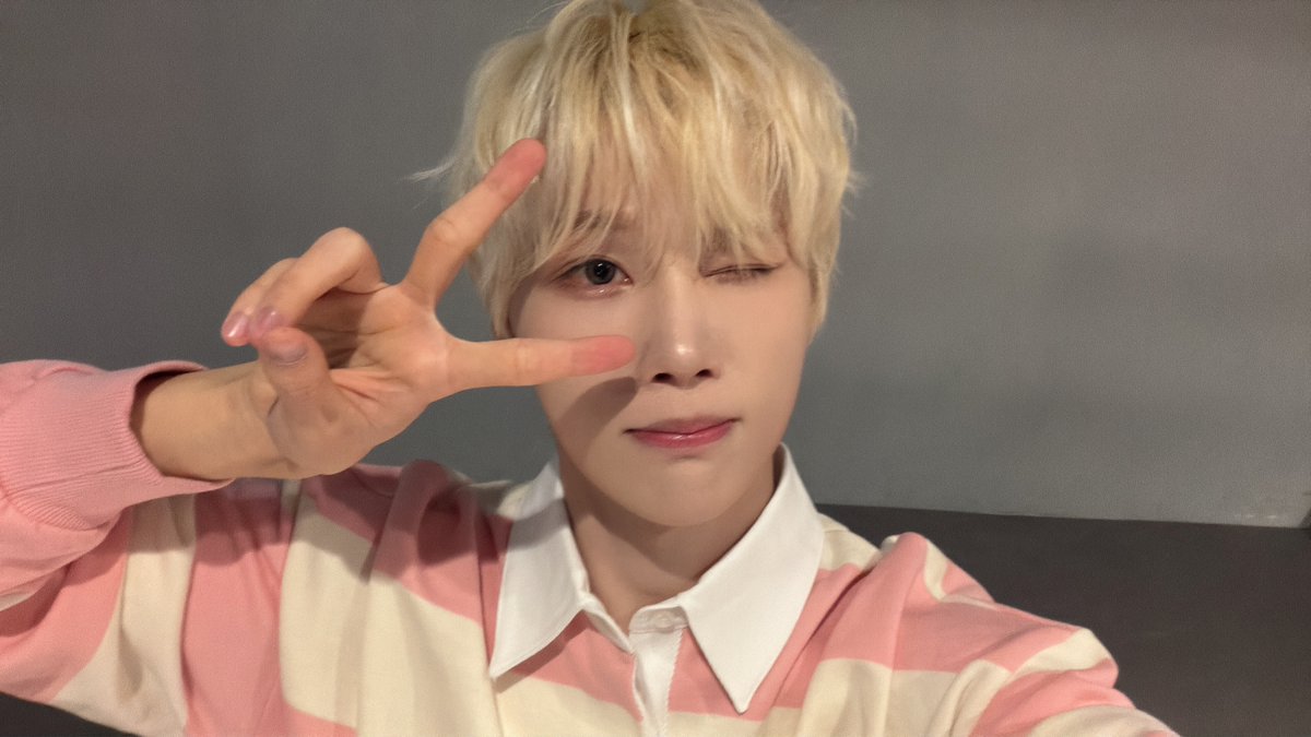 NINE.i OFFICIAL tweet media