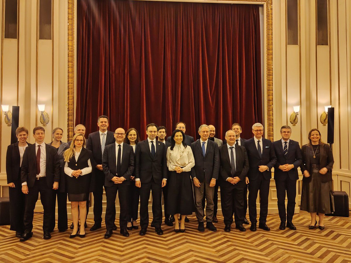 SLOtoEU's tweet photo. #COMPETE-#Internalmarket 🇸🇮 State Secretary Matevž Frangež attended on the Council sidelines the #FriendsofIndustry dinner. https://t.co/21RW8ZXXVj