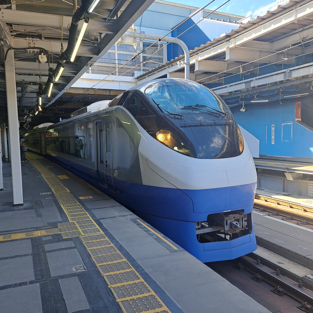 E657系K1編成 フレッシュひたち(青) (ブルーオ－シャン) K1編成は高