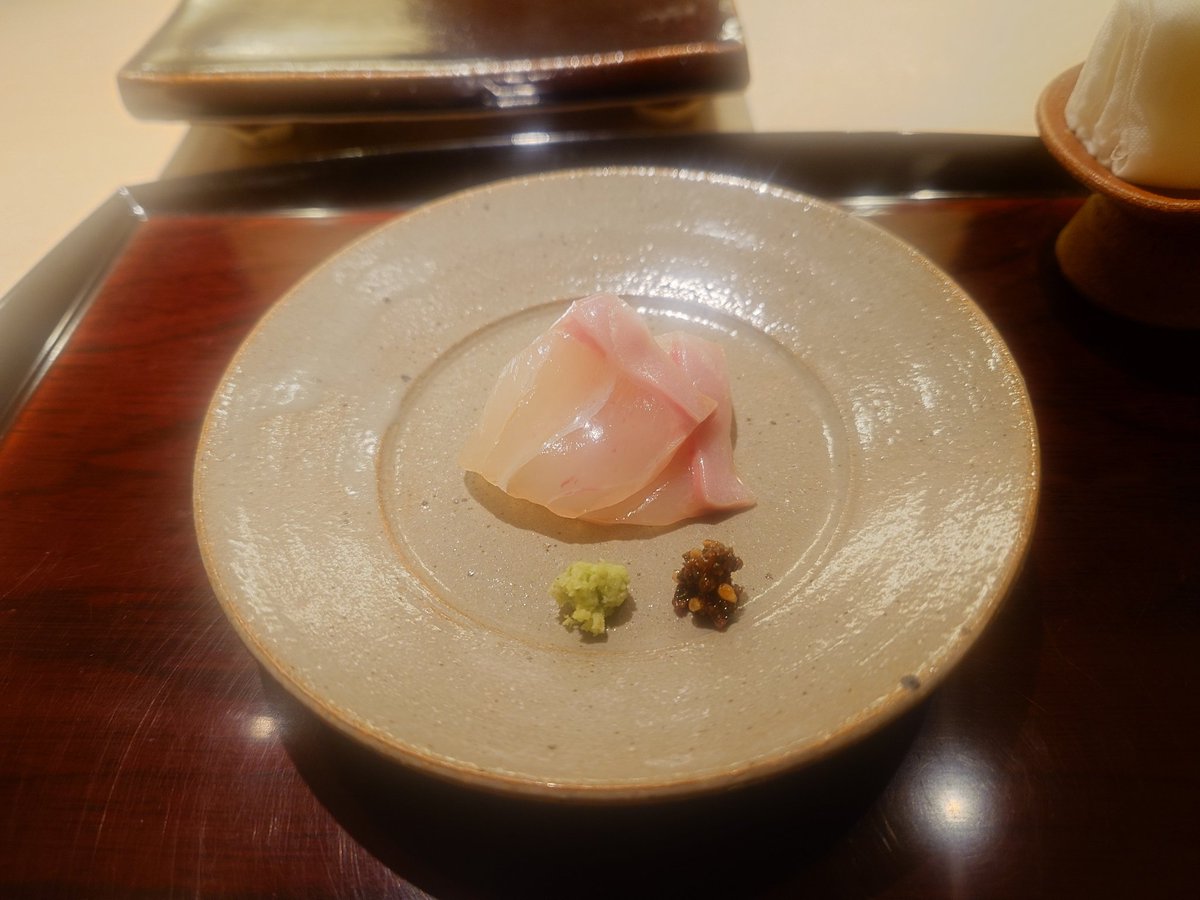 ののニキ tweet media