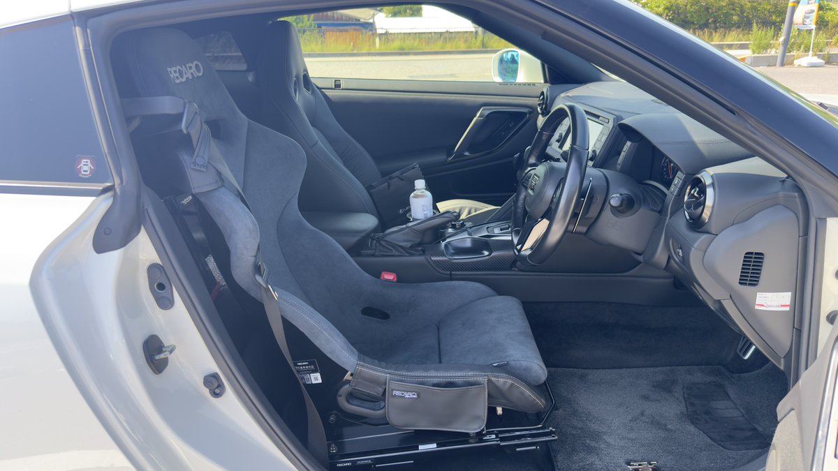 r35GTR_you's tweet image. #純正シートキャンセル界隈
#GTR #R35 #RECARO 
RECAROは良いぞー☺️
買って後悔なし！ロンツーも怖くない！