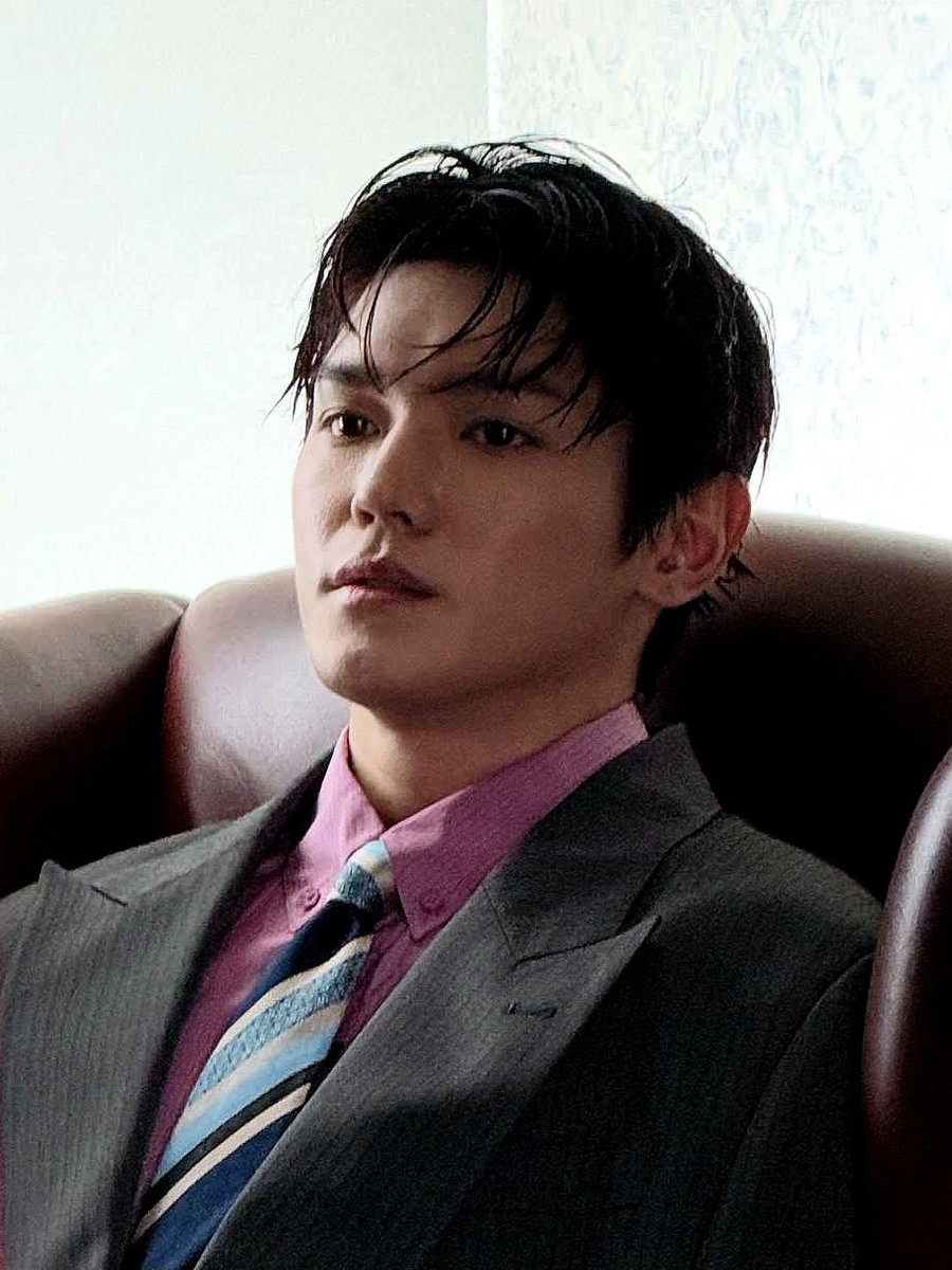 이태용 얼굴 tweet media