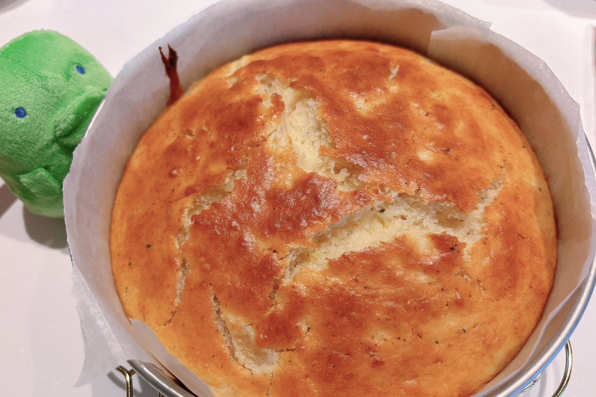 くちぱっちが食べたそうにしている…🍑🥧
▷あげる
　あげない