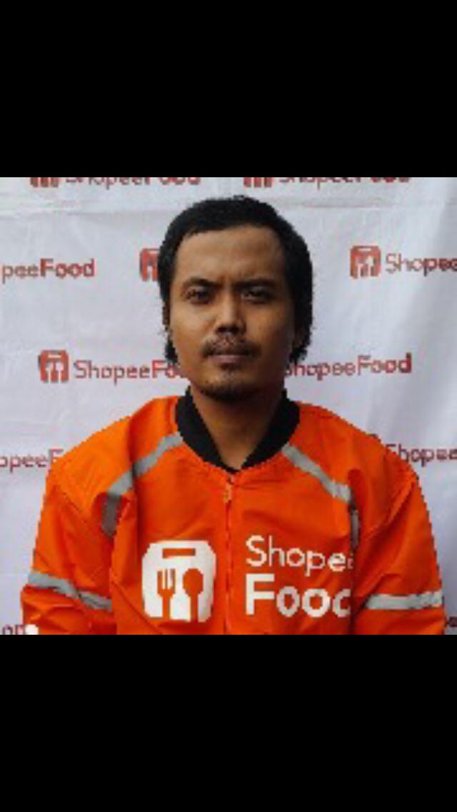 GunSanthoso's tweet photo. @ShopeeID @Shopee__express @ShopeeCare https://t.co/pHJ4aXX6Q1