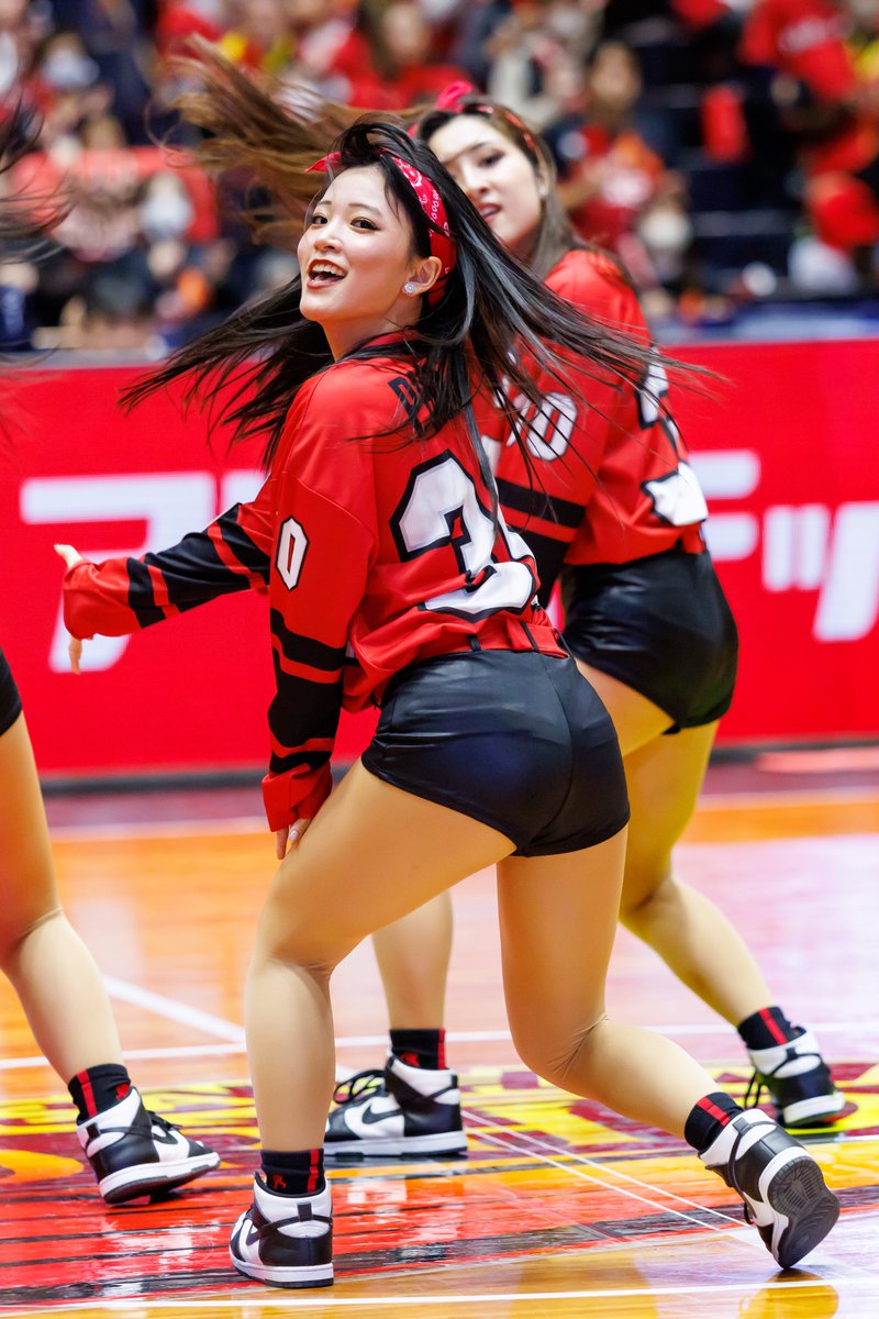NIINAさん 三遠ネオフェニックス 公式チアリーダー FIRE GIRLS