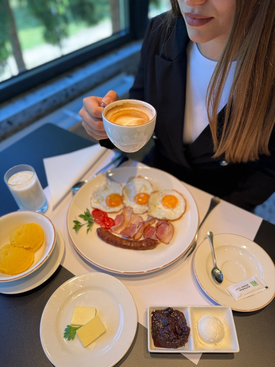 Plitvice Lakes National Park tweet media