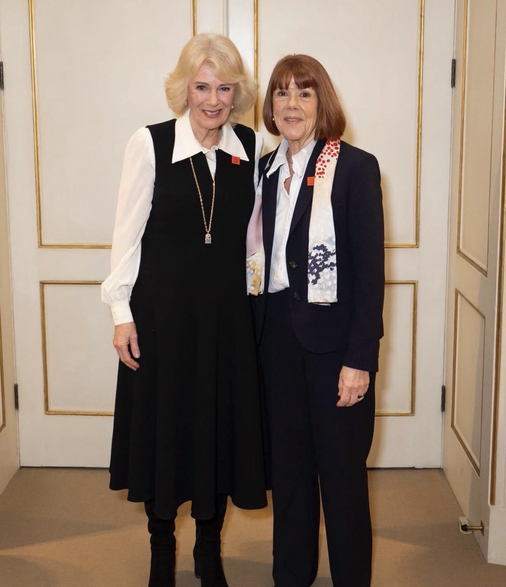 Notons que si Gisèle Pelicot a été notamment reçue par la reine d’Angleterre, Brigitte Macron ne lui a toujours pas ouvert les portes de l’Élysée. Pas même une lettre. Rien.

Décidément, elle est fâchée avec les « sales connes ».