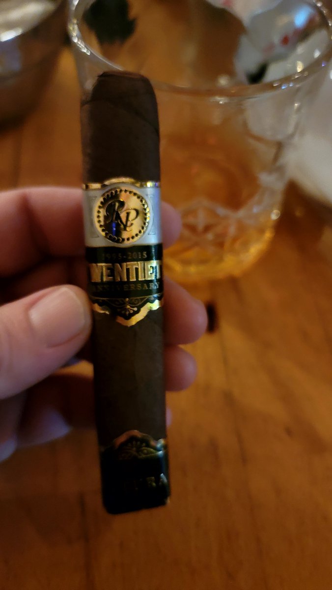 prengaadi's tweet photo. Rocky Patel XX OLD https://t.co/lQhorgdLRm