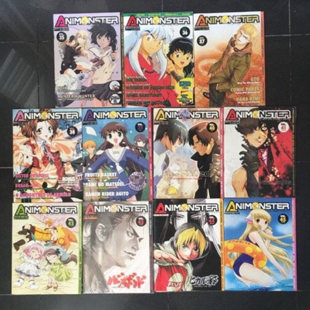 ThanaKusuma's tweet photo. > Tiba2 disodorin temen gambar majalah jadul Animonster (dari lapak toko oren kayaknya) 

> Temen: "Than, aku suka banget nonton anime yang di cover majalah pojok kiri bawah itu (gambar 1). Pernah tayang di TV lokal dulu tapi namanya aku ga tau. Kamu inget ga? "

> Me: "Oh, Tiny Snow Fairy Sugar judulnya. Dulu tayang di TV7 kalo ga salah"

> Temen: "Kalo yang ini tau ga? Dulu juga ada di TV lokal (gambar kedua, majalah yang di sebelah kanan Naruto) 

> Me: " Scrapped Princess. Aku lupa dulu tayang di channel mana. Ga sempet nonton soalnya jam tayangnya dulu ngepas waktu aku lagi kursus"

> Lanjut nanya yang lain

> Temen: "Jir, aku tau kamu wibu tua tapi ga nyangka setua ini. Padahal kita seumuran. "

Shaddap :(